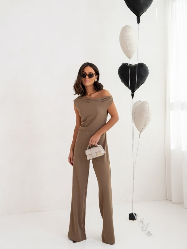 Women’s Elegant Straight-Leg Jumpsuit – Falling Straps, Side Zipper