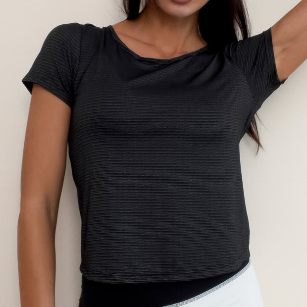 Women’s Quick-Dry Mesh T-Shirt – Lightweight, Short Sleeve with Hollow Back